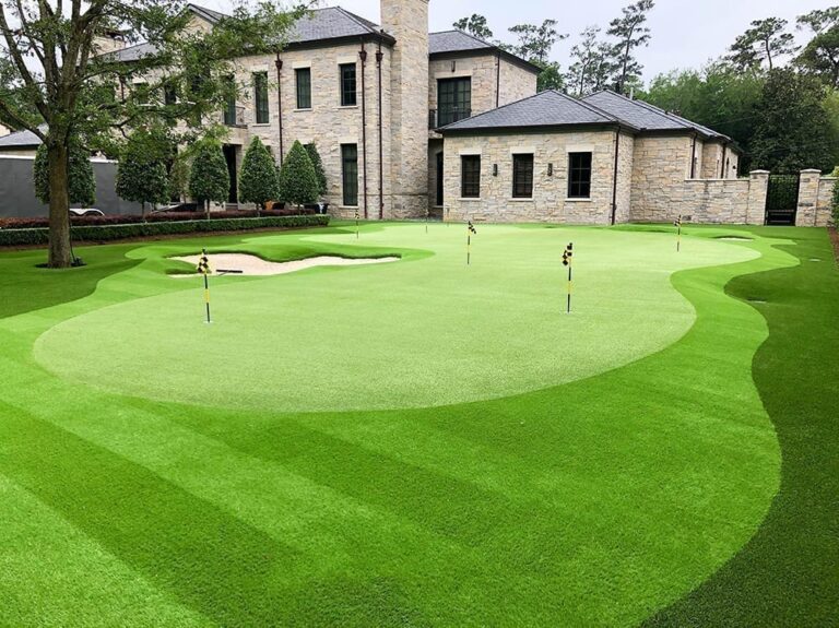 Make Your Playing Golf Own Practice On Putting Green