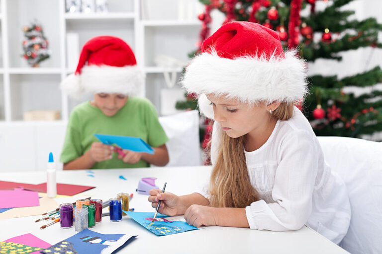 How to Keep Your Kids Entertained Over the Christmas Holidays