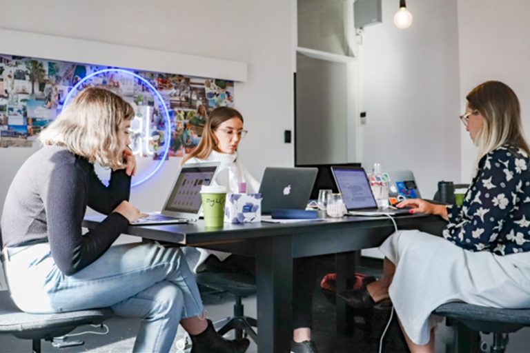 Key Considerations When Hiring Digital Marketing Services